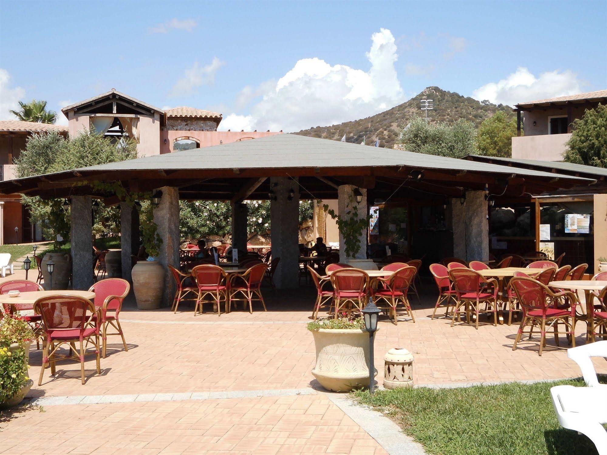 S'Incantu Resort Villasimius Exterior photo