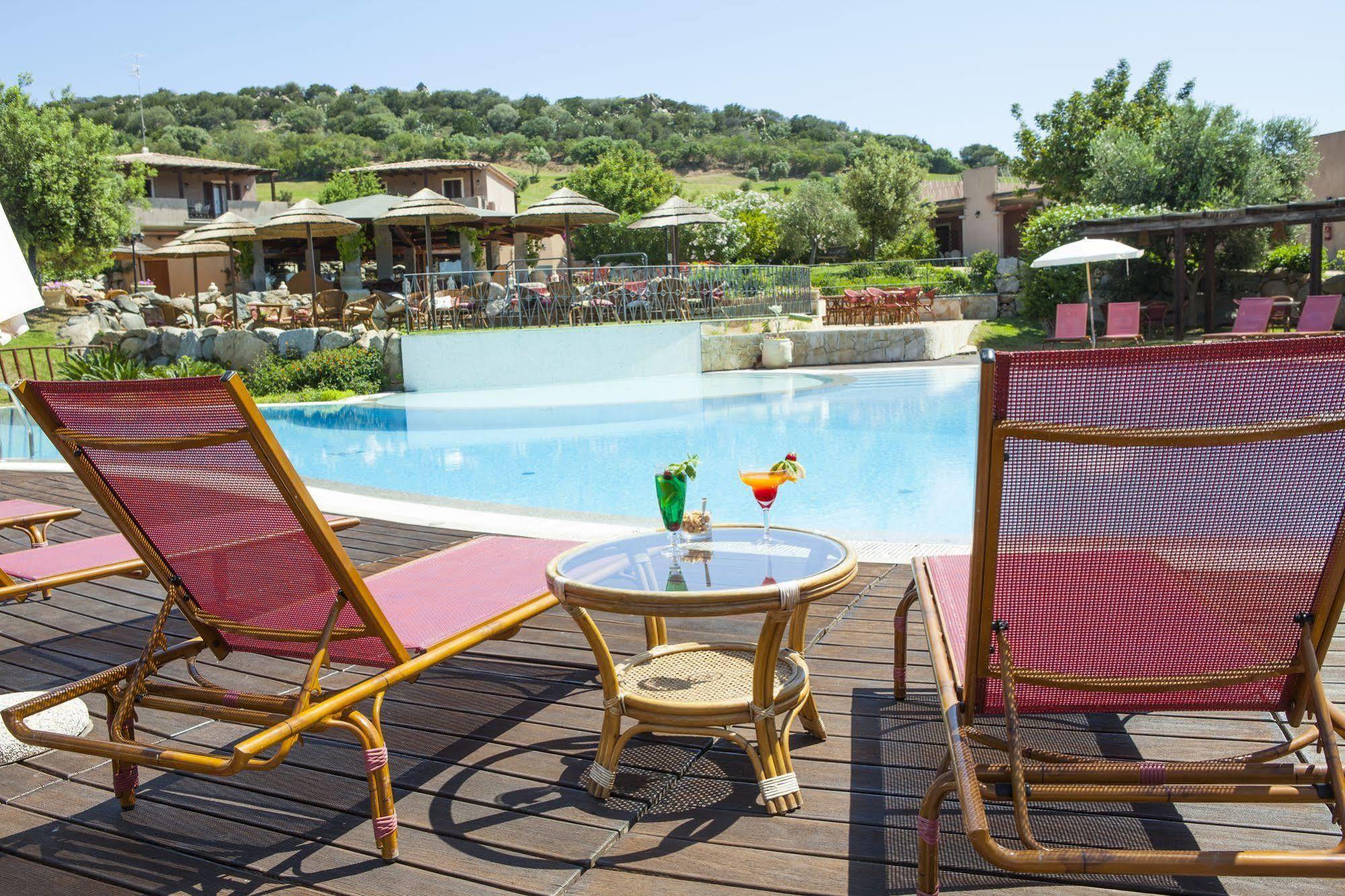 S'Incantu Resort Villasimius Exterior photo